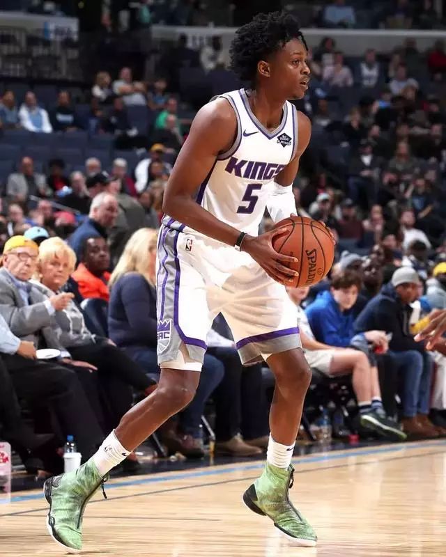 注重故事与 注重故事与