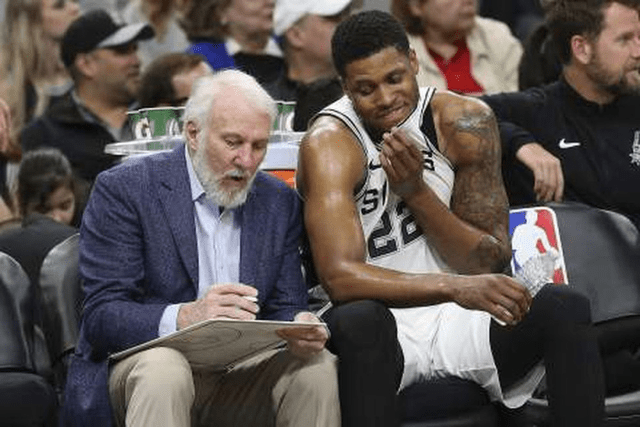 这是教练组 这是教练组