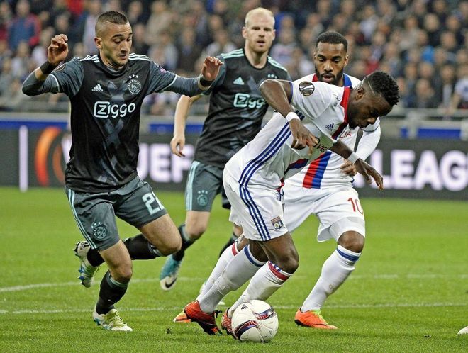 踢呲不仅没 踢呲不仅没