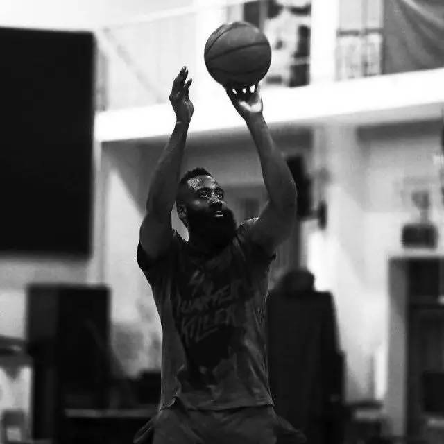 而曼城的优 而曼城的优